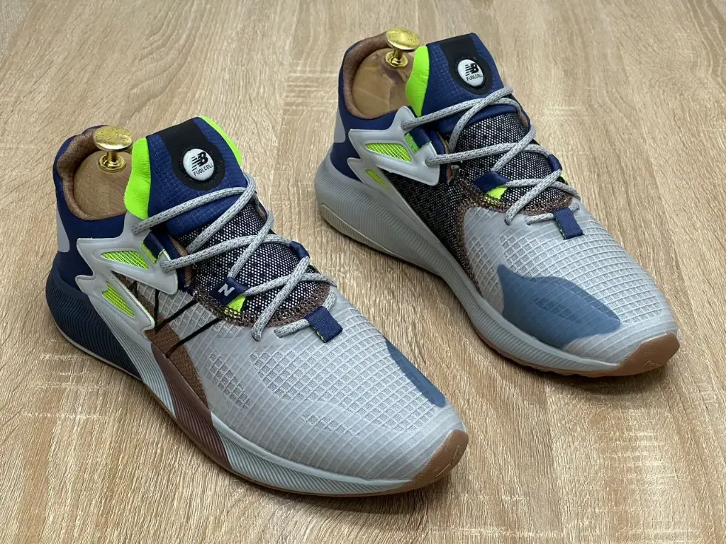 New Balance FuelCell Propel RMX